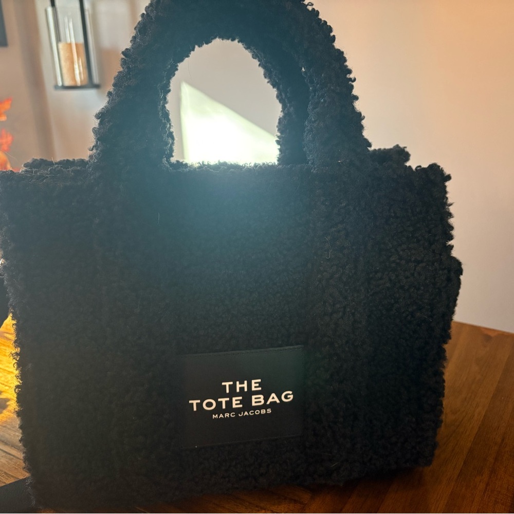 Marc Jacobs Black Fleece Tote Bag